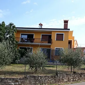 Karlo , Porec Croazia