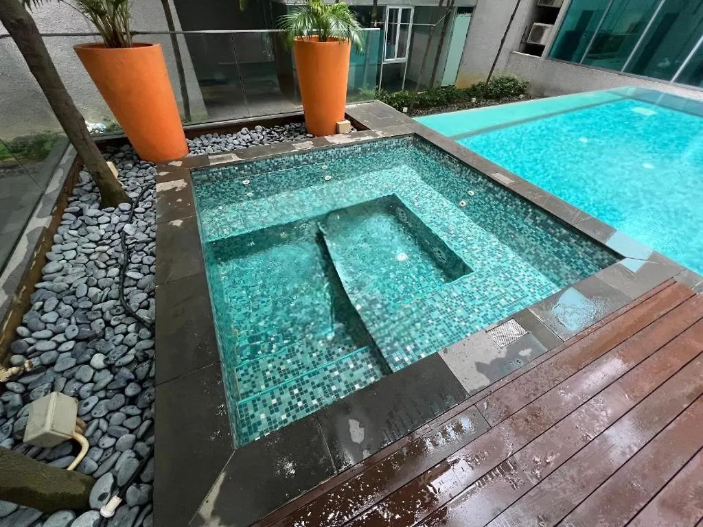 Signature Apartment At Mercu Summer Suites Klcc Kuala Lumpur